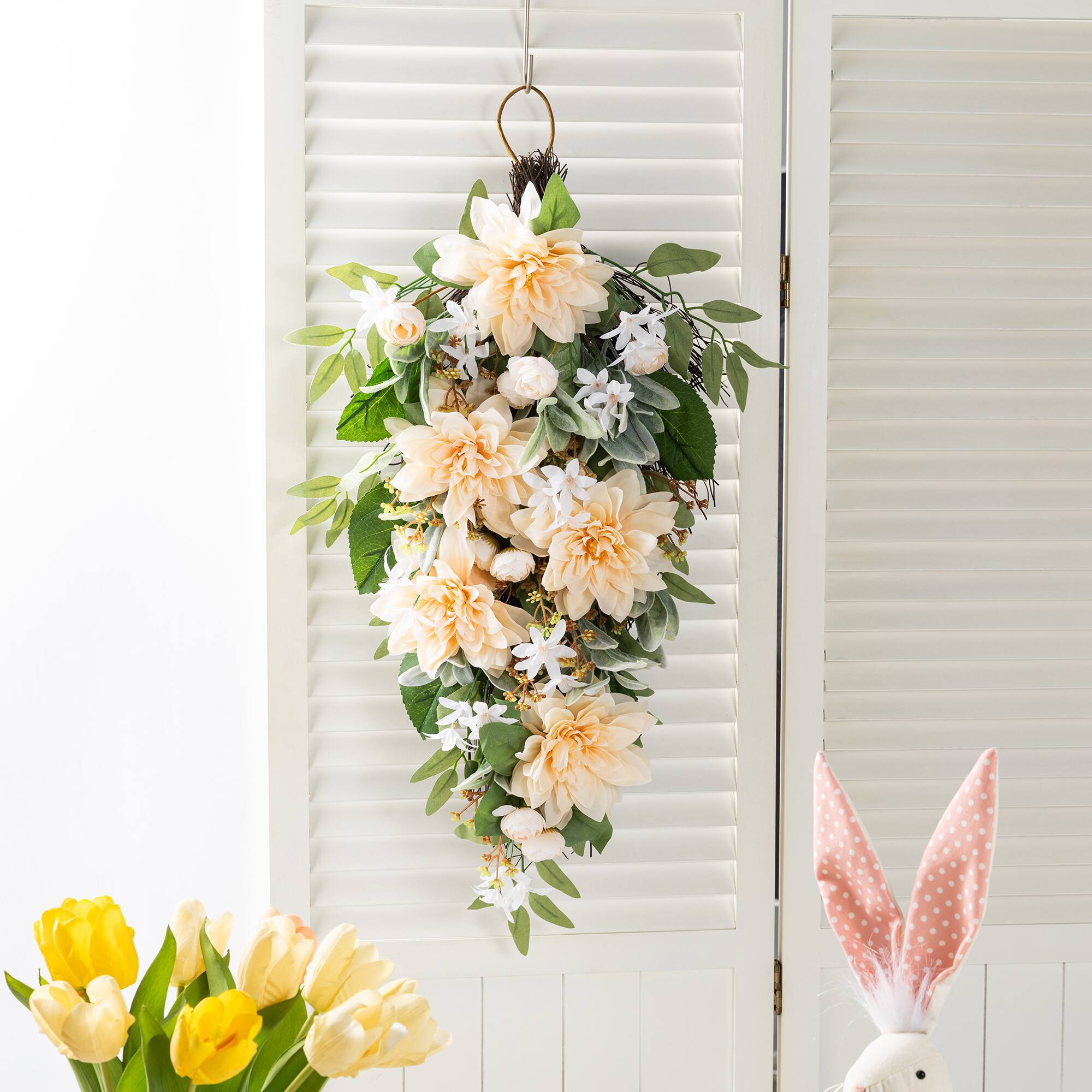 Glitzhome® 28" Peach Dahlia Floral Teardrop